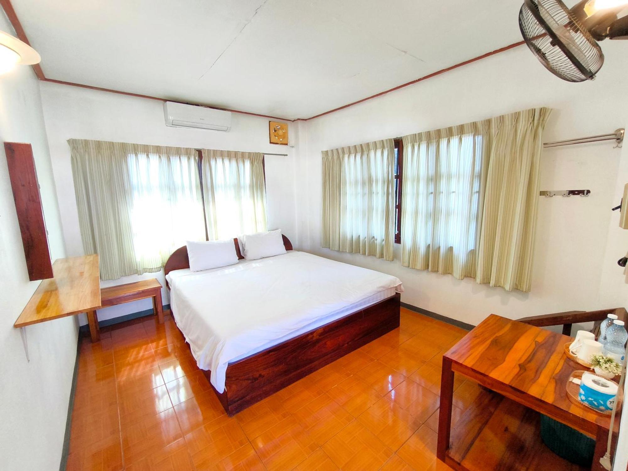 Sabaydee Guesthouse Ban Houayxay Buitenkant foto