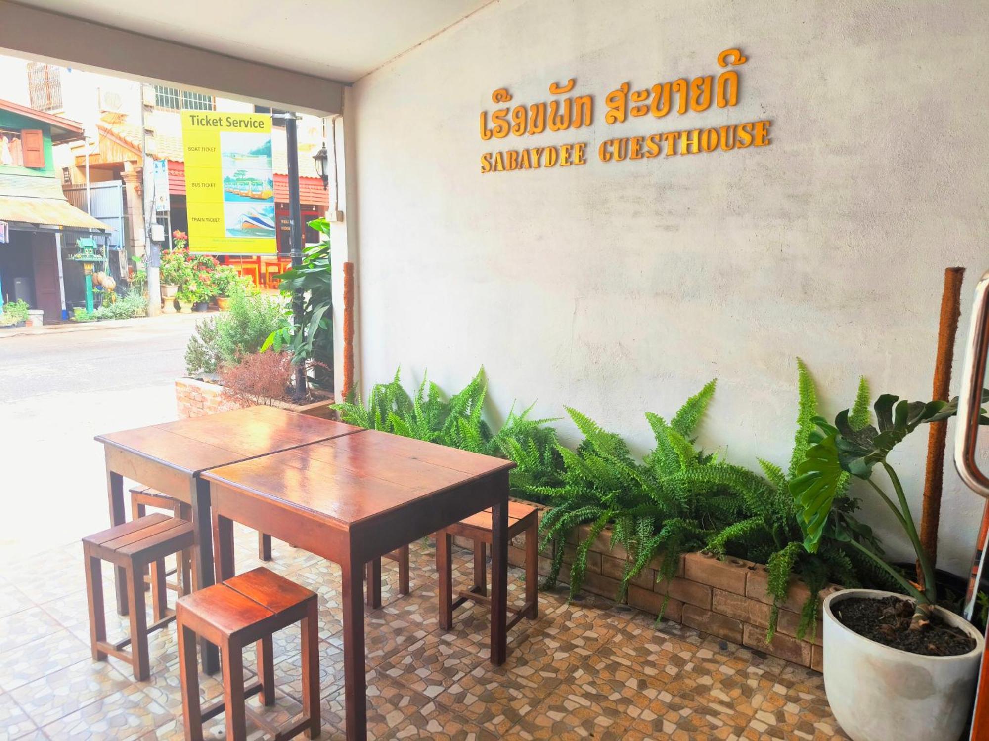Sabaydee Guesthouse Ban Houayxay Buitenkant foto